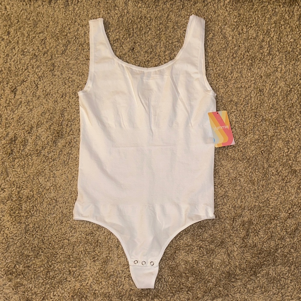 Yummie Ruby Scoop Neck White Bodysuit (L/XL) - Picture 3 of 9